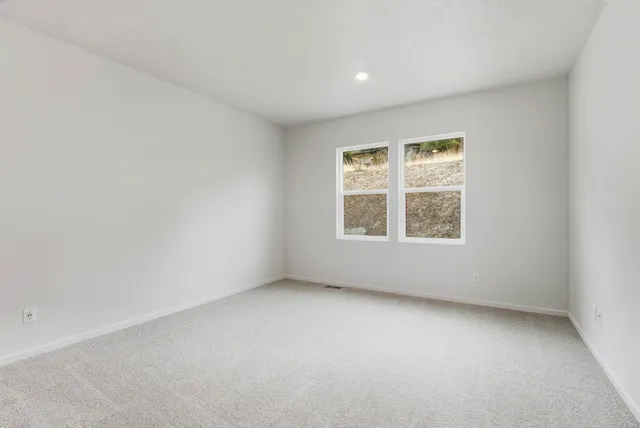 $469,995 | 5245 East McKinnon Lane, Spokane, WA 99217