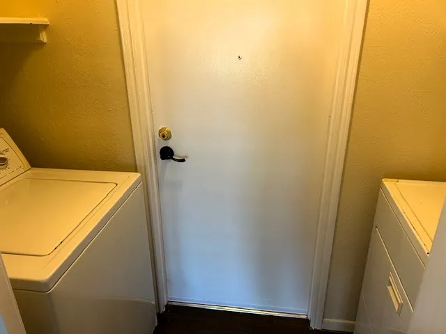 $2,000 | 2901 Crane Drive, Pearland, TX 77581