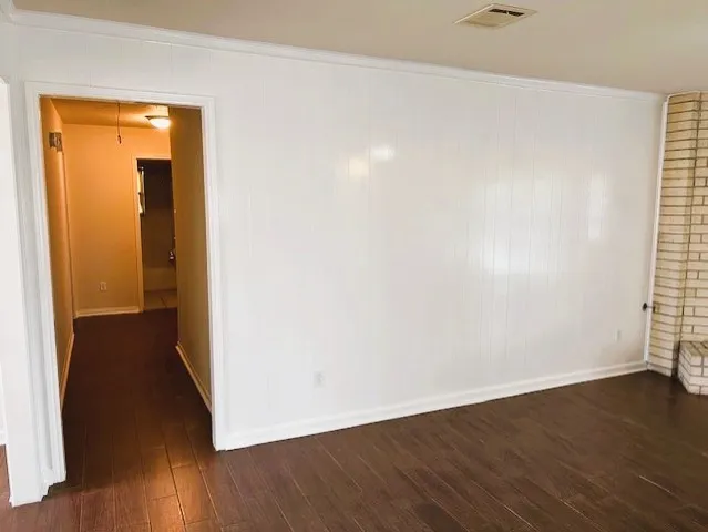 $2,000 | 2901 Crane Drive, Pearland, TX 77581