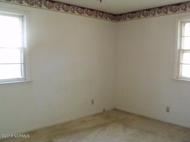 5058 Braxton Road Grifton, NC 28530 - Photo 9 of 14 59 MASTER