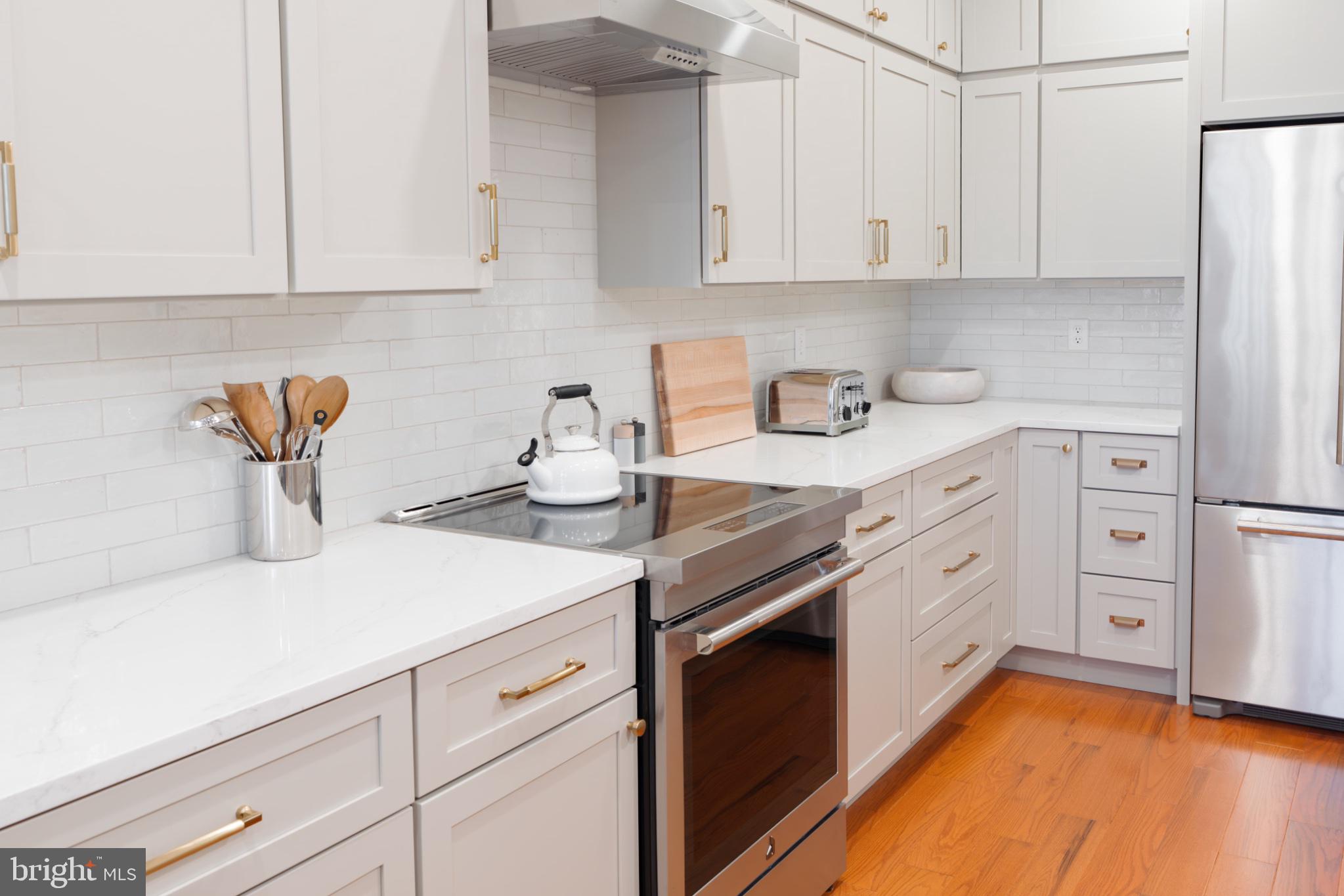 1641 R Street Northwest, Unit PH Washington, DC 20009 - Photo 36 of 44 Gallery Image 36