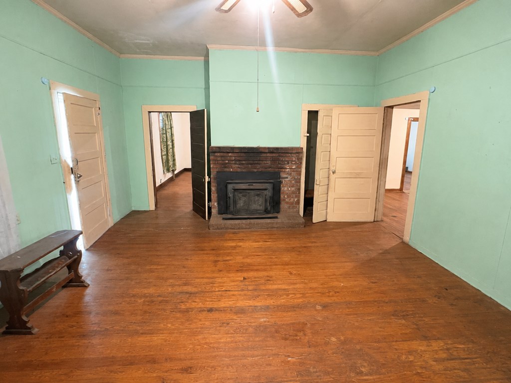 933 Anderson Street Calhoun Falls, SC 29628 - Photo 4 of 12