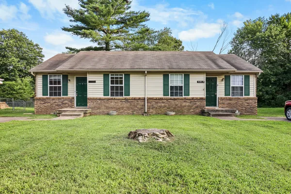 $800 | 636 R S Bradley Boulevard, Unit B, Clarksville, TN 37042