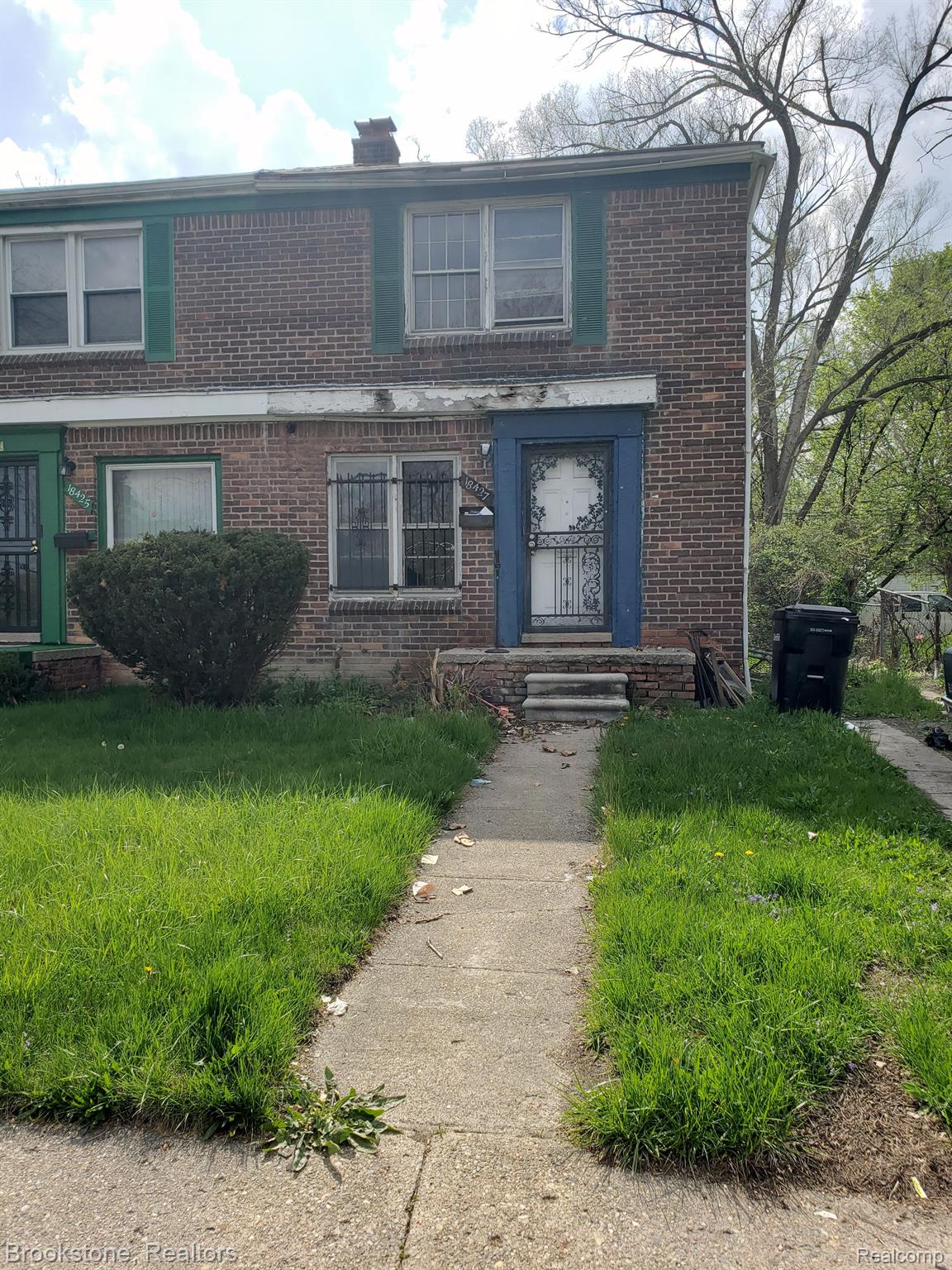 18427 Greenfield Road Detroit, MI 48235 - Photo 1 of 13 Gallery Image 1