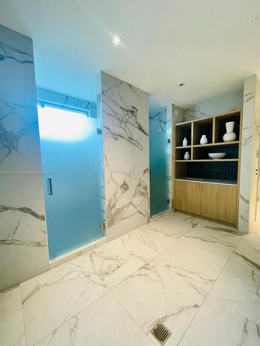 90 Southwest 3rd Street, Unit 2605 Miami, FL 33130 - Photo 12 of 15