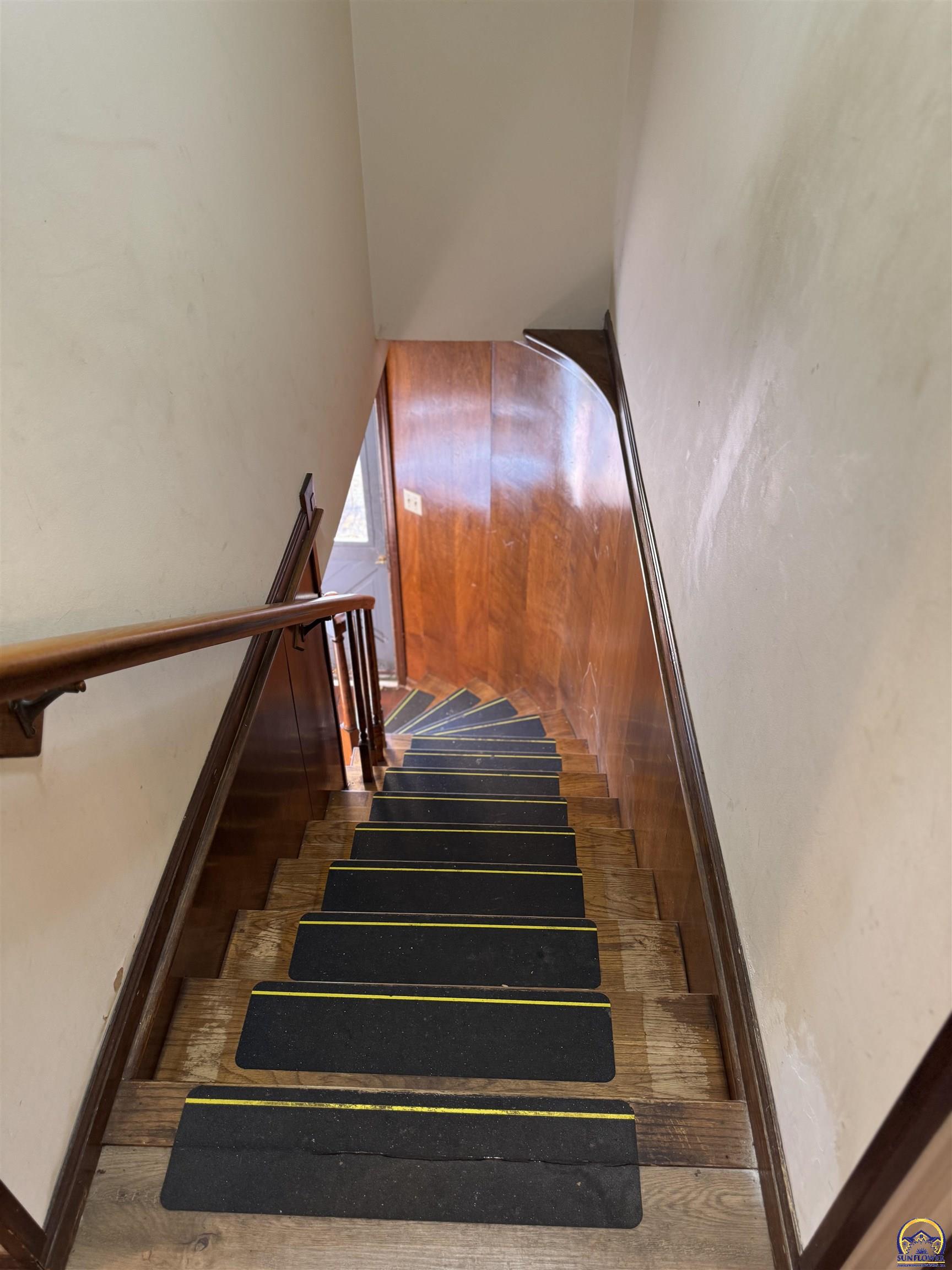 4300 Southwest 30th Street Topeka, KS 66614 - Photo 12 of 19