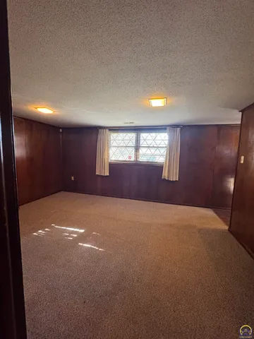 $175,000 | 4300 Southwest 30th Street, Topeka, KS 66614