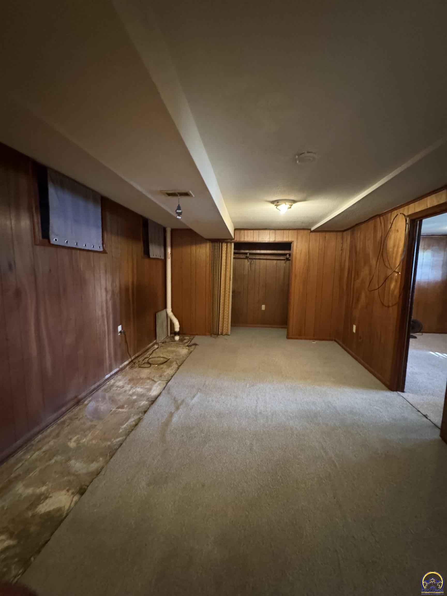 4300 Southwest 30th Street Topeka, KS 66614 - Photo 18 of 19