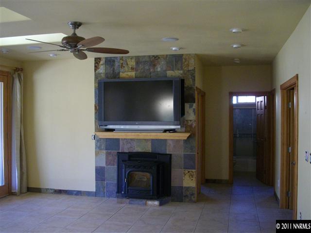 22825 Carriage Drive Reno, NV 89521 - Photo 9 of 13 Photo 9