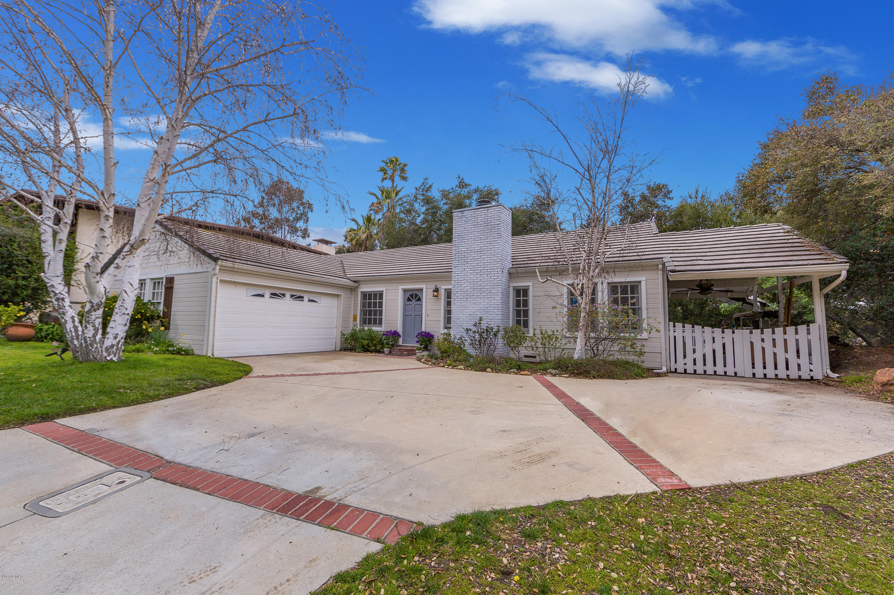 4919 Lewis Road Agoura Hills, CA 91301 - Photo 1 of 34 09