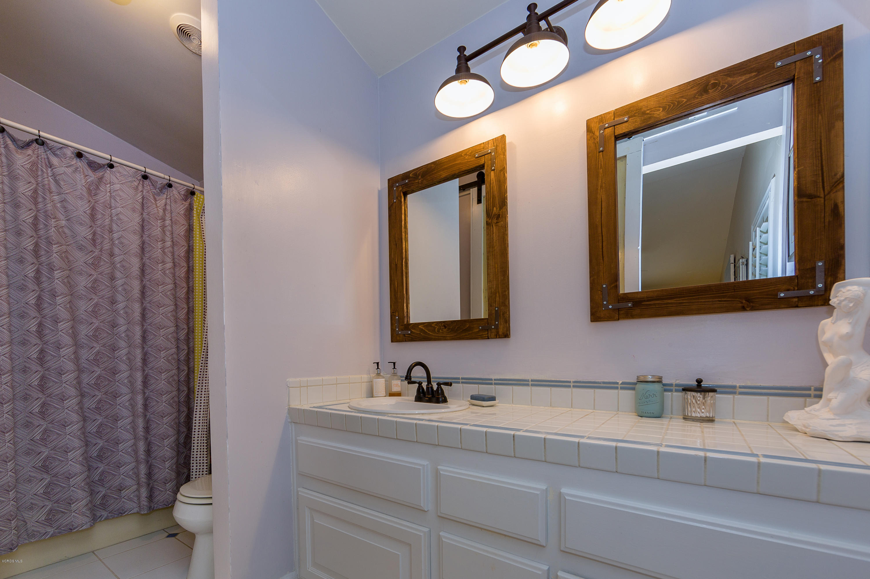 4919 Lewis Road Agoura Hills, CA 91301 - Photo 15 of 34 18