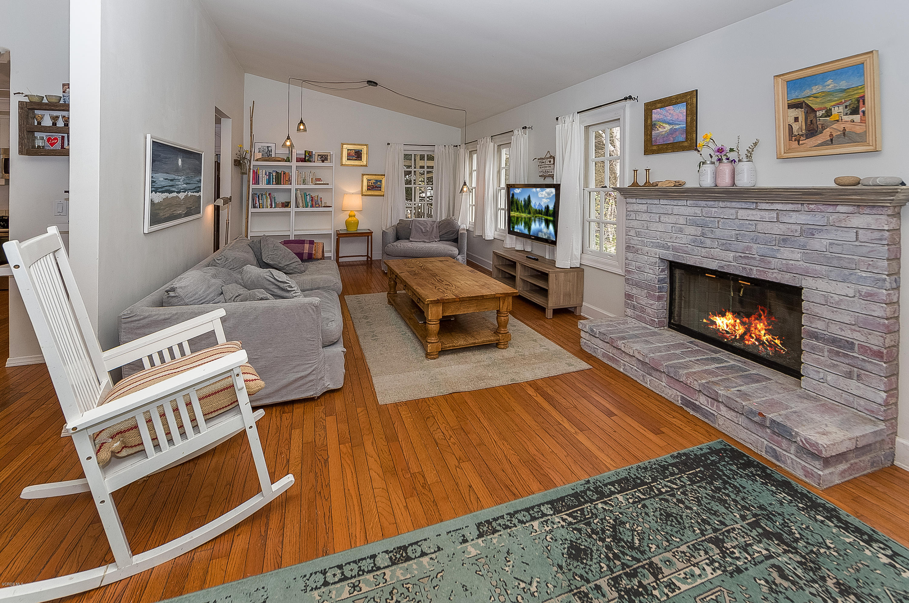 4919 Lewis Road Agoura Hills, CA 91301 - Photo 25 of 34 29