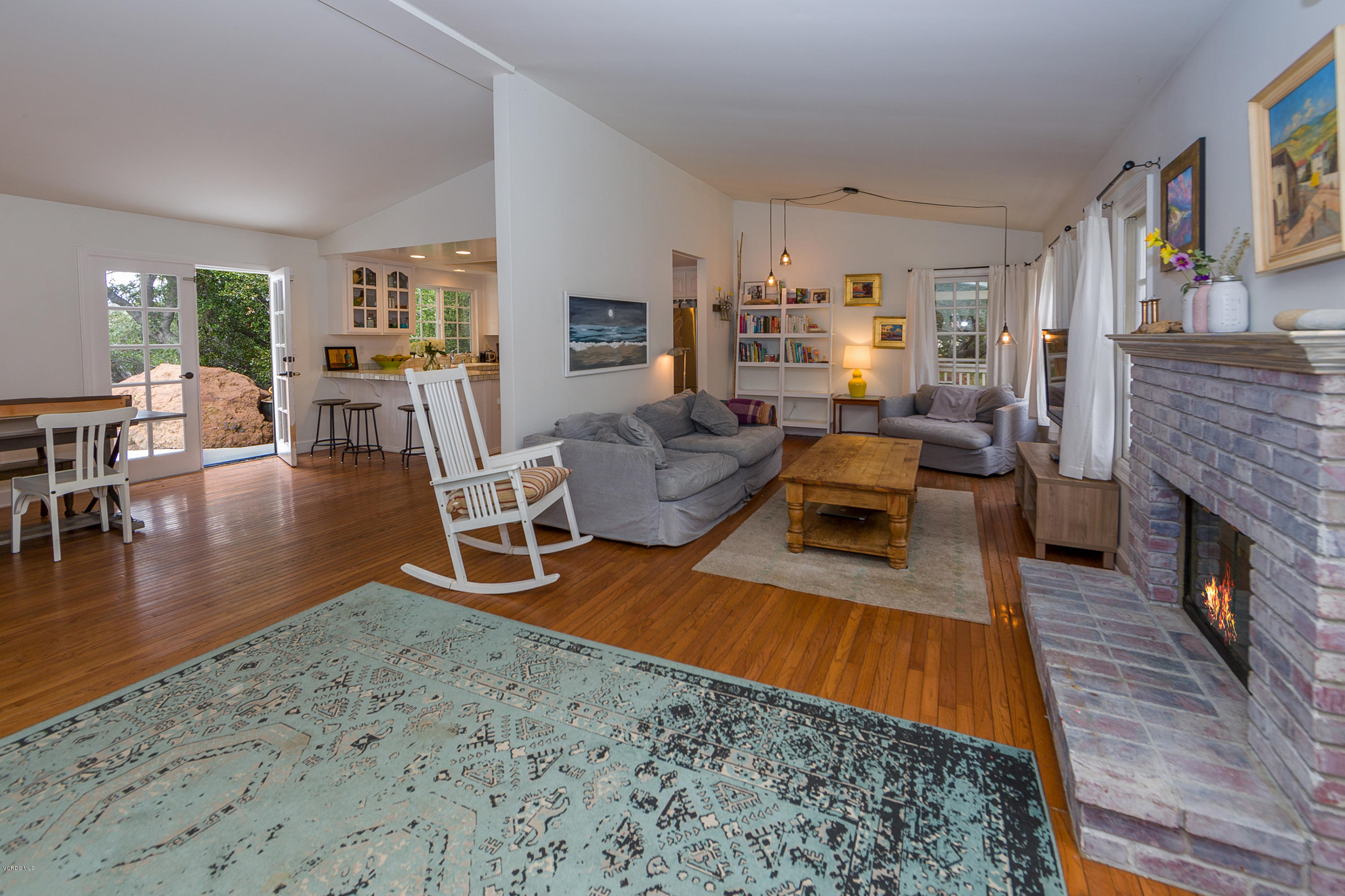 4919 Lewis Road Agoura Hills, CA 91301 - Photo 26 of 34 30
