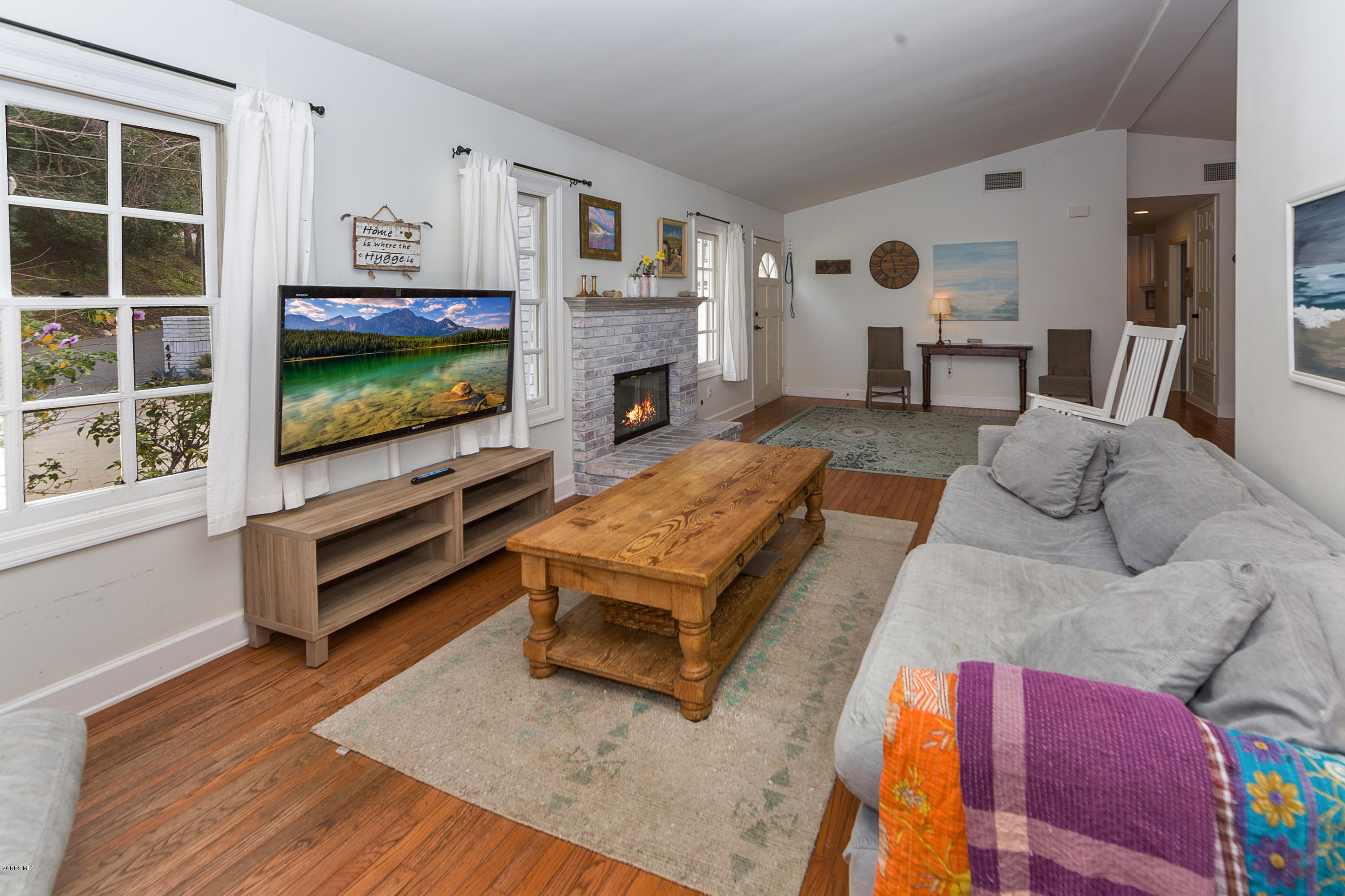 4919 Lewis Road Agoura Hills, CA 91301 - Photo 27 of 34 31