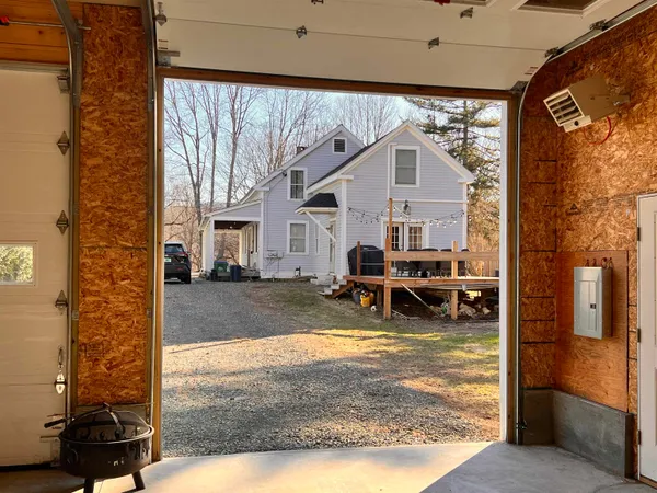 $525,000 | 30 Vermont Rte 12, Hartland, VT 05048