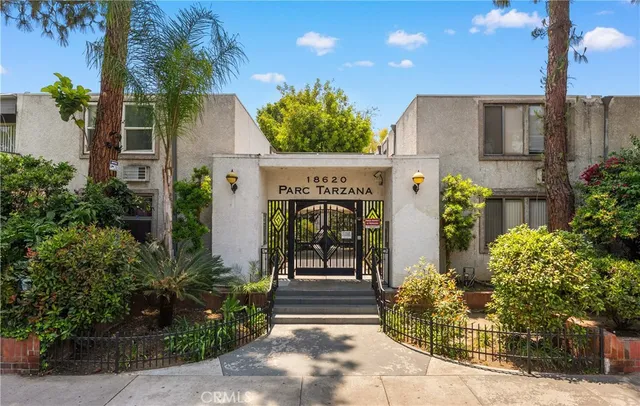 $423,000 | 18620 Hatteras, Unit 173, Tarzana, CA 91356