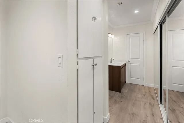 $423,000 | 18620 Hatteras, Unit 173, Tarzana, CA 91356