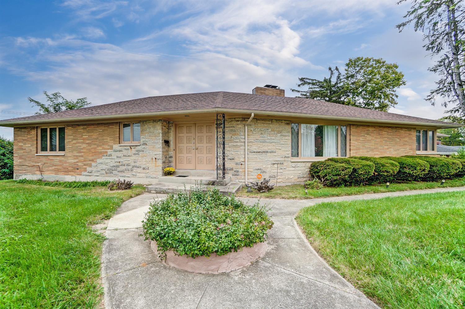 161 Greenhill Road Dayton, OH 45405 - Photo 2 of 42 Gallery Image 2