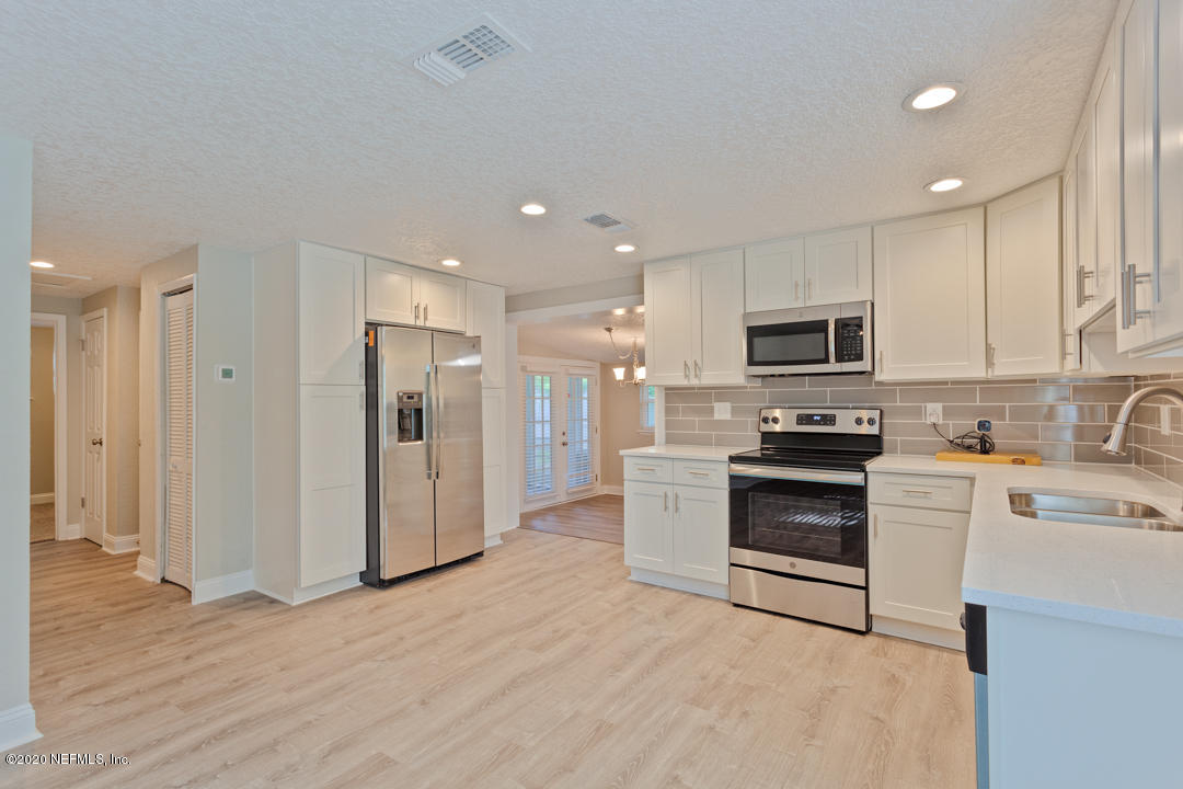 345 Toccoa Road Orange Park, FL 32073 - Photo 3 of 24 Web-4