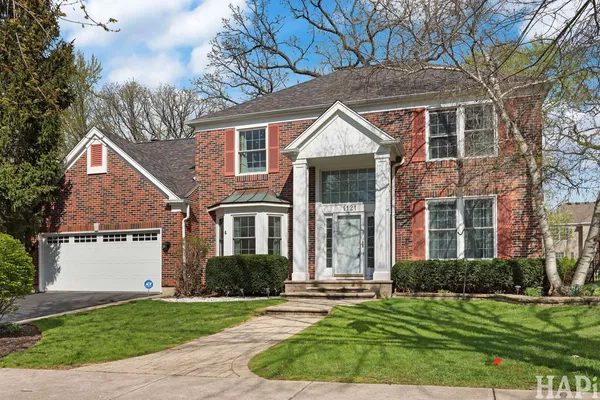 $519,999 | 1121 Williamsburg Circle, Grayslake, IL 60030