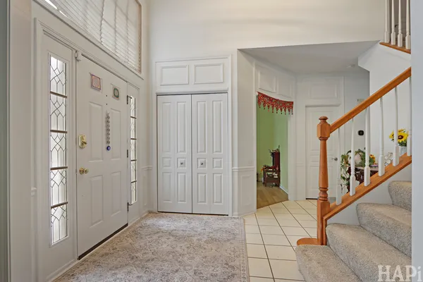 $519,999 | 1121 Williamsburg Circle, Grayslake, IL 60030