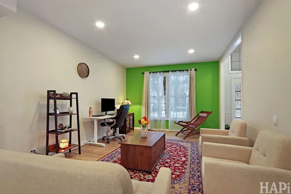 $519,999 | 1121 Williamsburg Circle, Grayslake, IL 60030