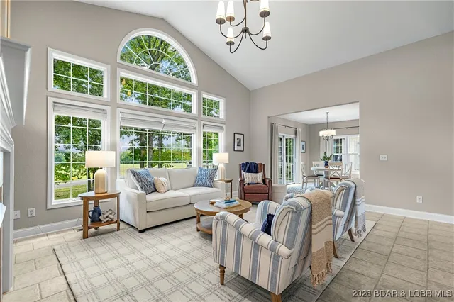 $524,950 | 50 Southshore Place, Sunrise Beach, MO 65079