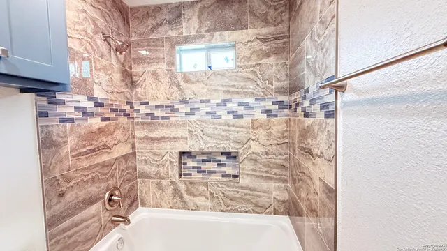 $200,000 | 3430 West Salinas, San Antonio, TX 78207