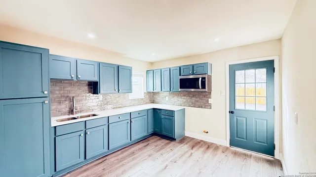 $200,000 | 3430 West Salinas, San Antonio, TX 78207