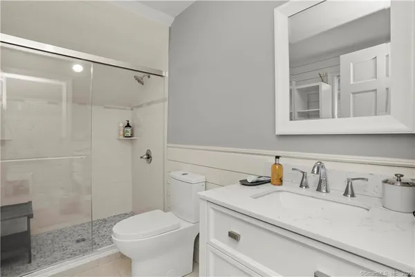 $10,000 | 220 Burr Street, Fairfield, CT 06824