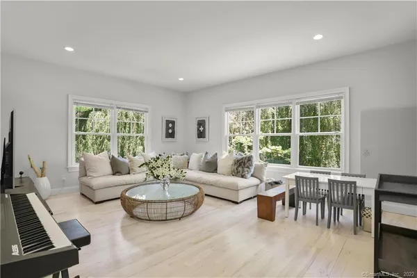 $10,000 | 220 Burr Street, Fairfield, CT 06824