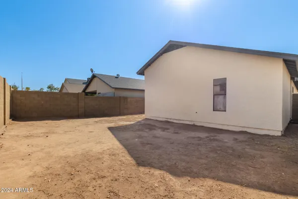 $1,850 | 8714 West Amelia Avenue, Phoenix, AZ 85037