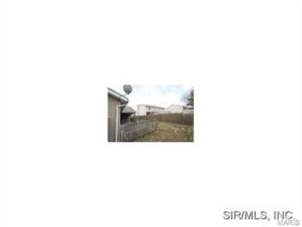 1625 Progress Lane Belleville, IL 62221 - Photo 4 of 24 Gallery Image 4