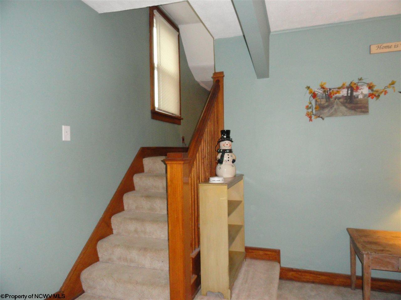 112 Ridenour Street Clarksburg, WV 26301 - Photo 4 of 14 Gallery Image 4