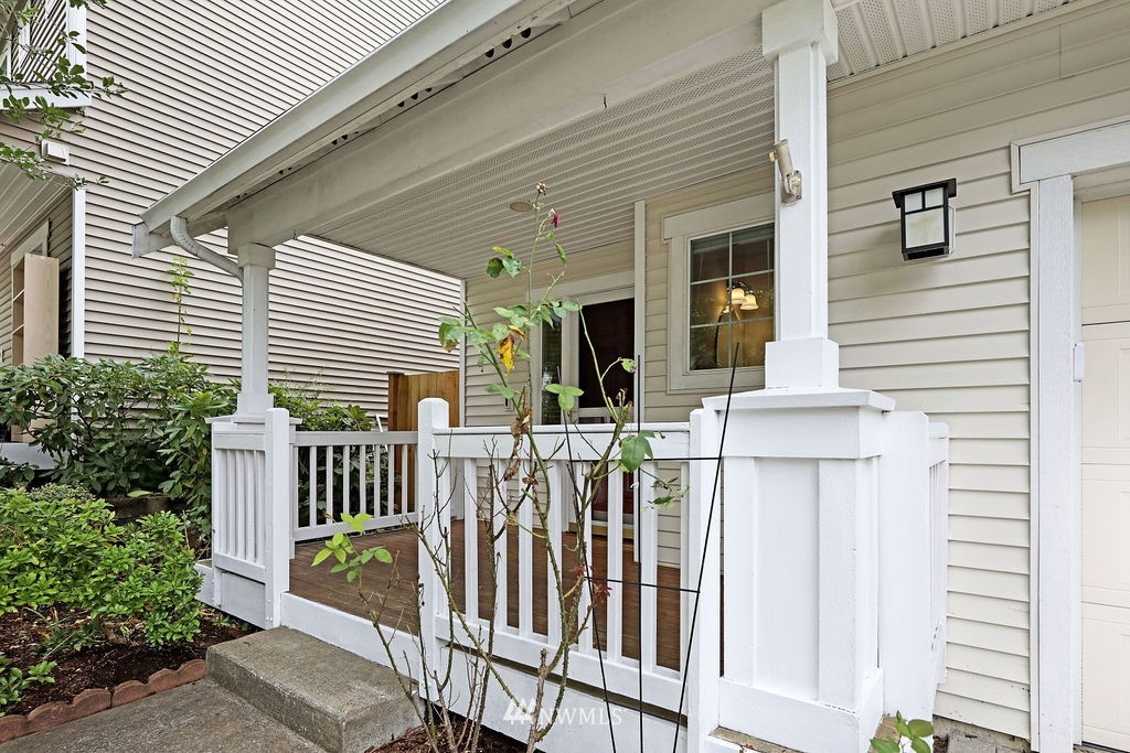 2516 194th Street Southeast Bothell, WA 98012 - Photo 2 of 28 a view of a house with wooden fence