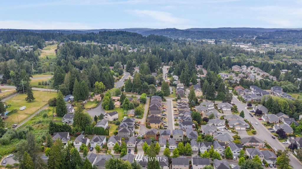 2516 194th Street Southeast Bothell, WA 98012 - Photo 25 of 28 an aerial view of residential house and green space