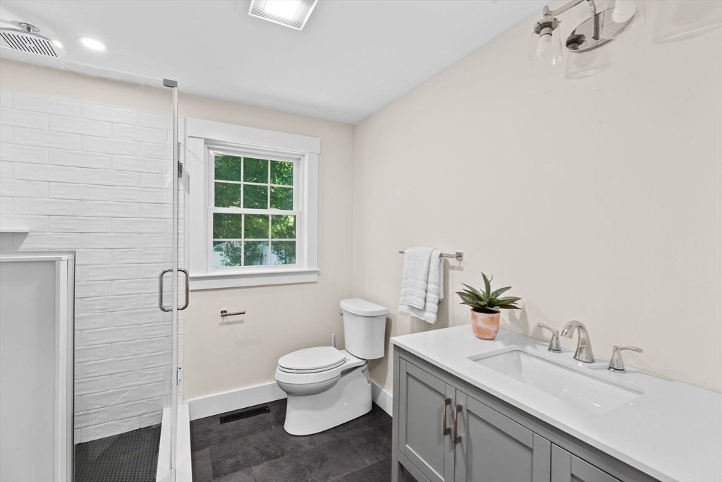 352 Tilden Road Scituate, MA 02066 - Photo 21 of 42 Gallery Image 21