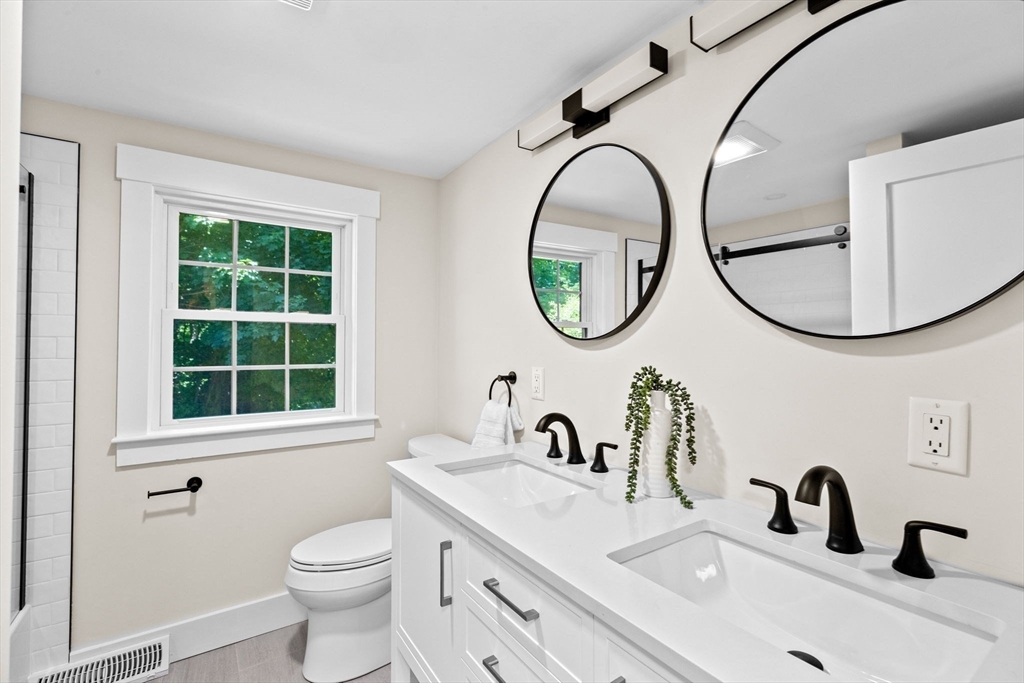 352 Tilden Road Scituate, MA 02066 - Photo 28 of 42 Gallery Image 28