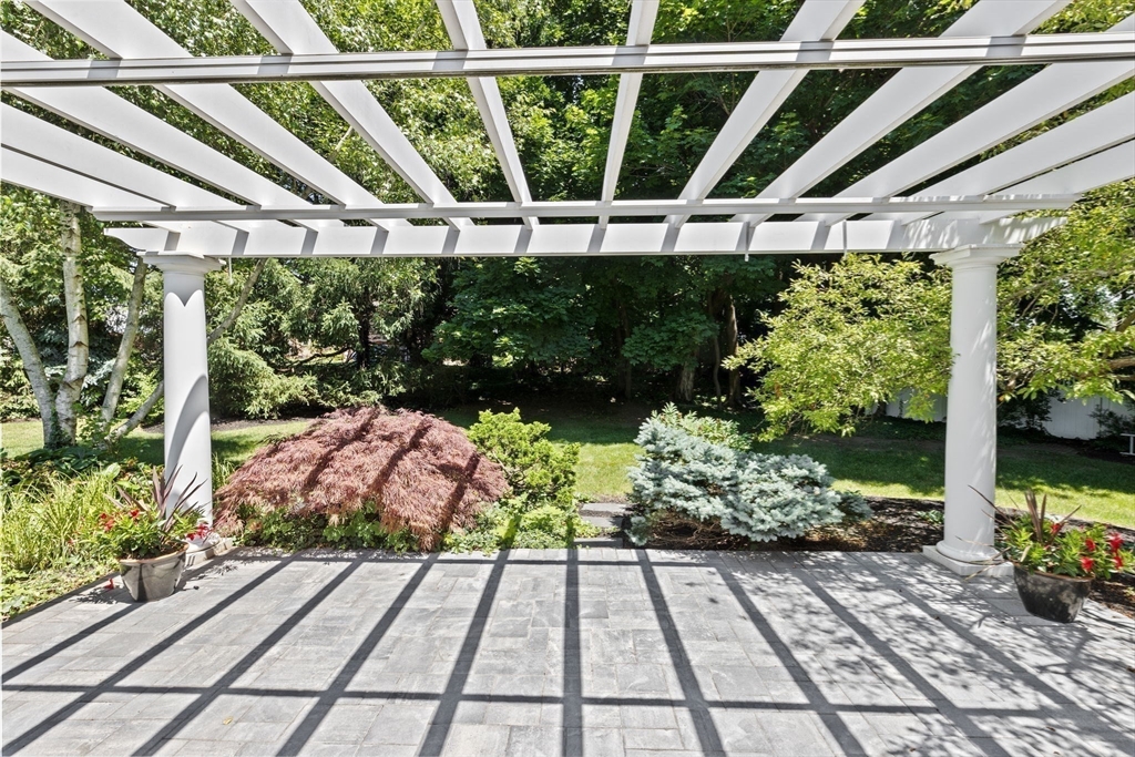 352 Tilden Road Scituate, MA 02066 - Photo 29 of 42 Gallery Image 29