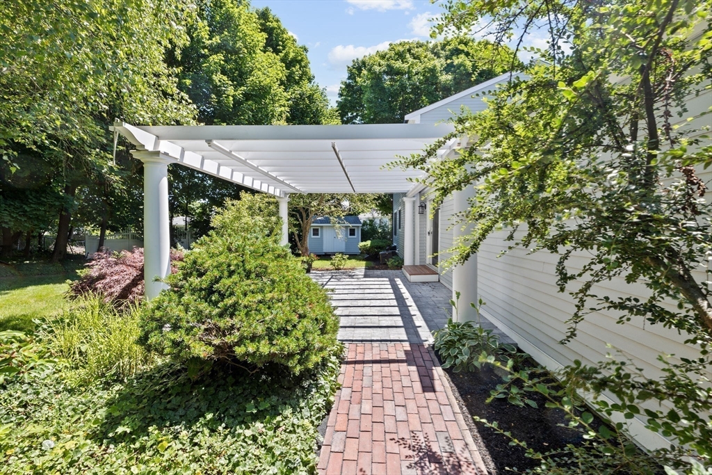 352 Tilden Road Scituate, MA 02066 - Photo 32 of 42 Gallery Image 32