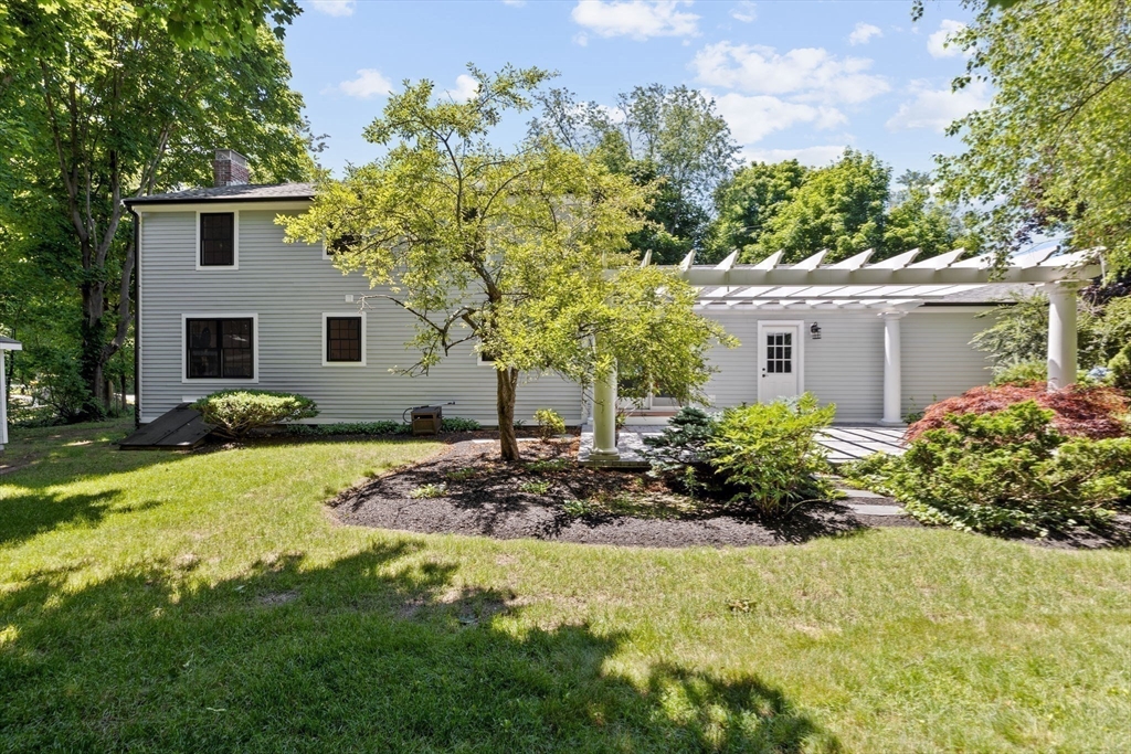 352 Tilden Road Scituate, MA 02066 - Photo 33 of 42 Gallery Image 33