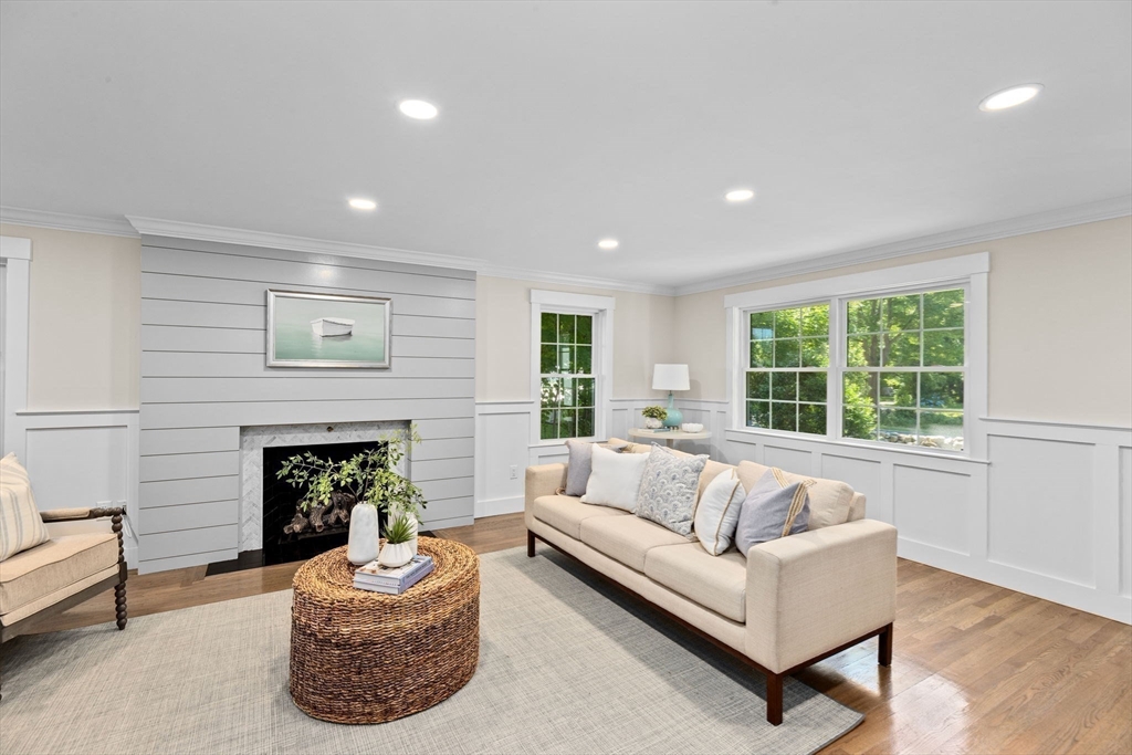 352 Tilden Road Scituate, MA 02066 - Photo 6 of 42 Gallery Image 6