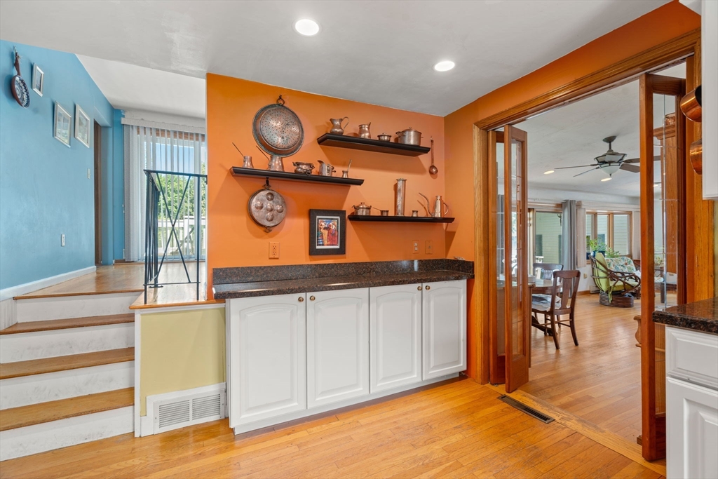 980 Randolph Street Canton, MA 02021 - Photo 7 of 23