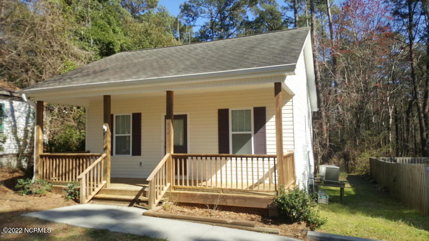 640 East Ocean Road Holly Ridge, NC 28445 - Photo 1 of 10 Front