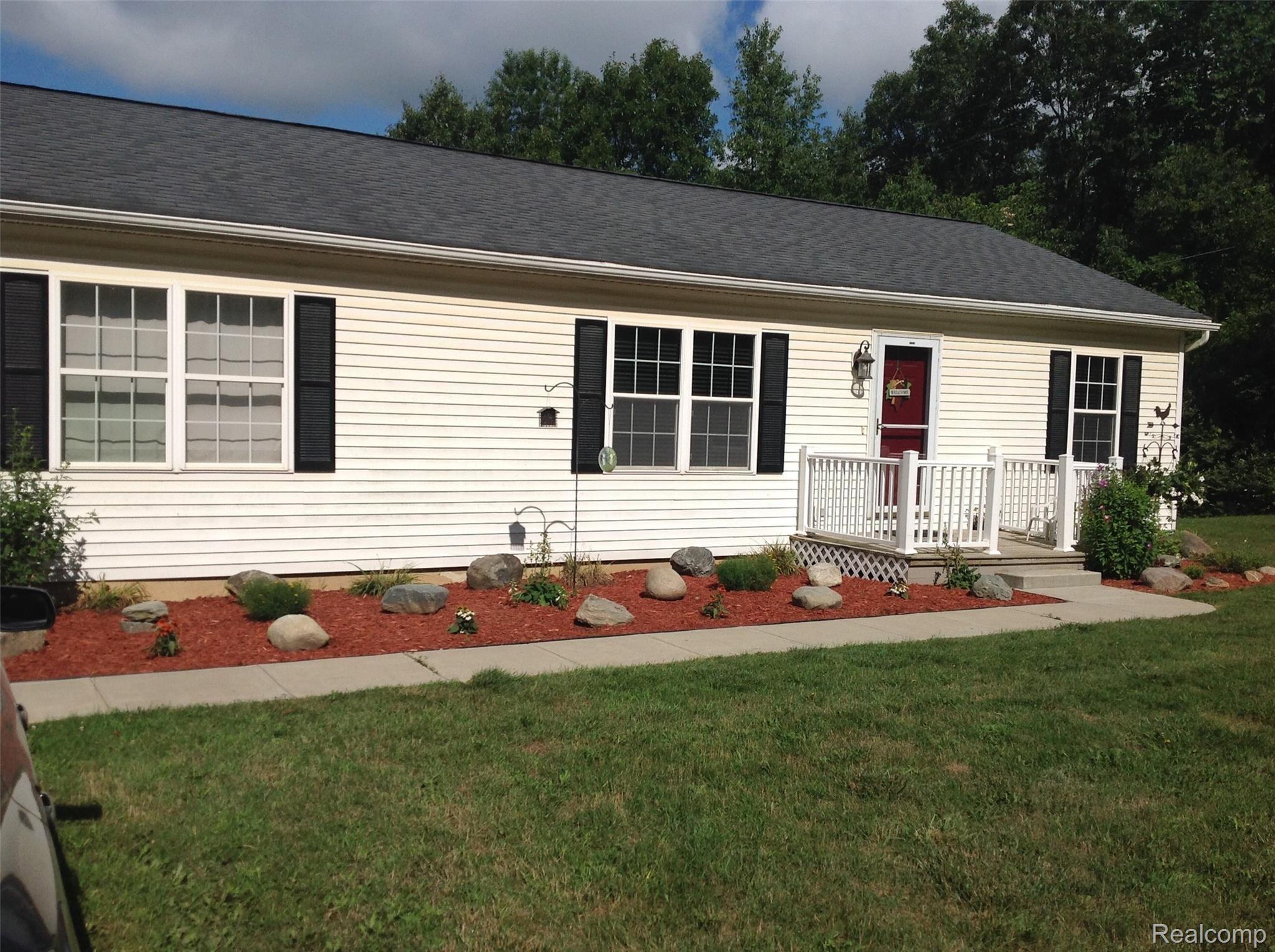 4186 Blood Road Metamora, MI 48455 - Photo 1 of 44 IMG_2310.JPG