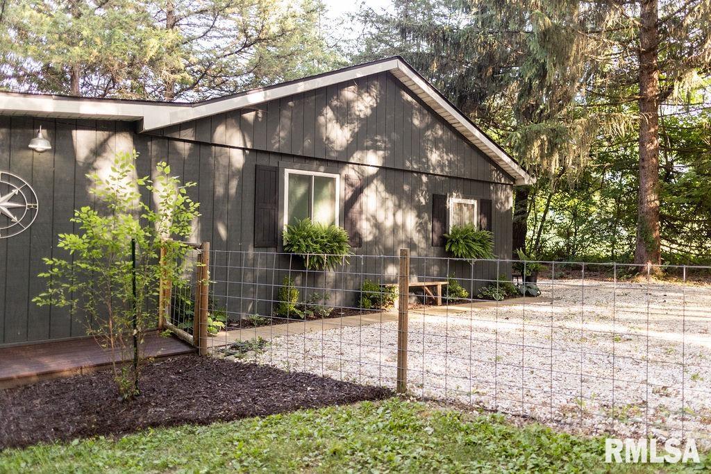 23117 North Cherokee Road Cuba, IL 61427 - Photo 10 of 63