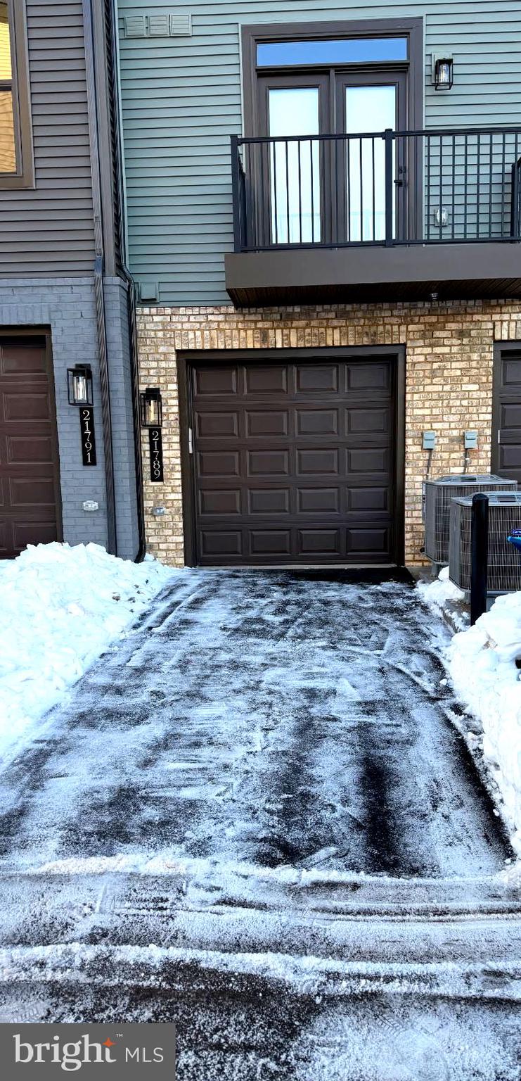 21789 Express Terrace Ashburn, VA 20147 - Photo 29 of 36 a view of a house with a yard