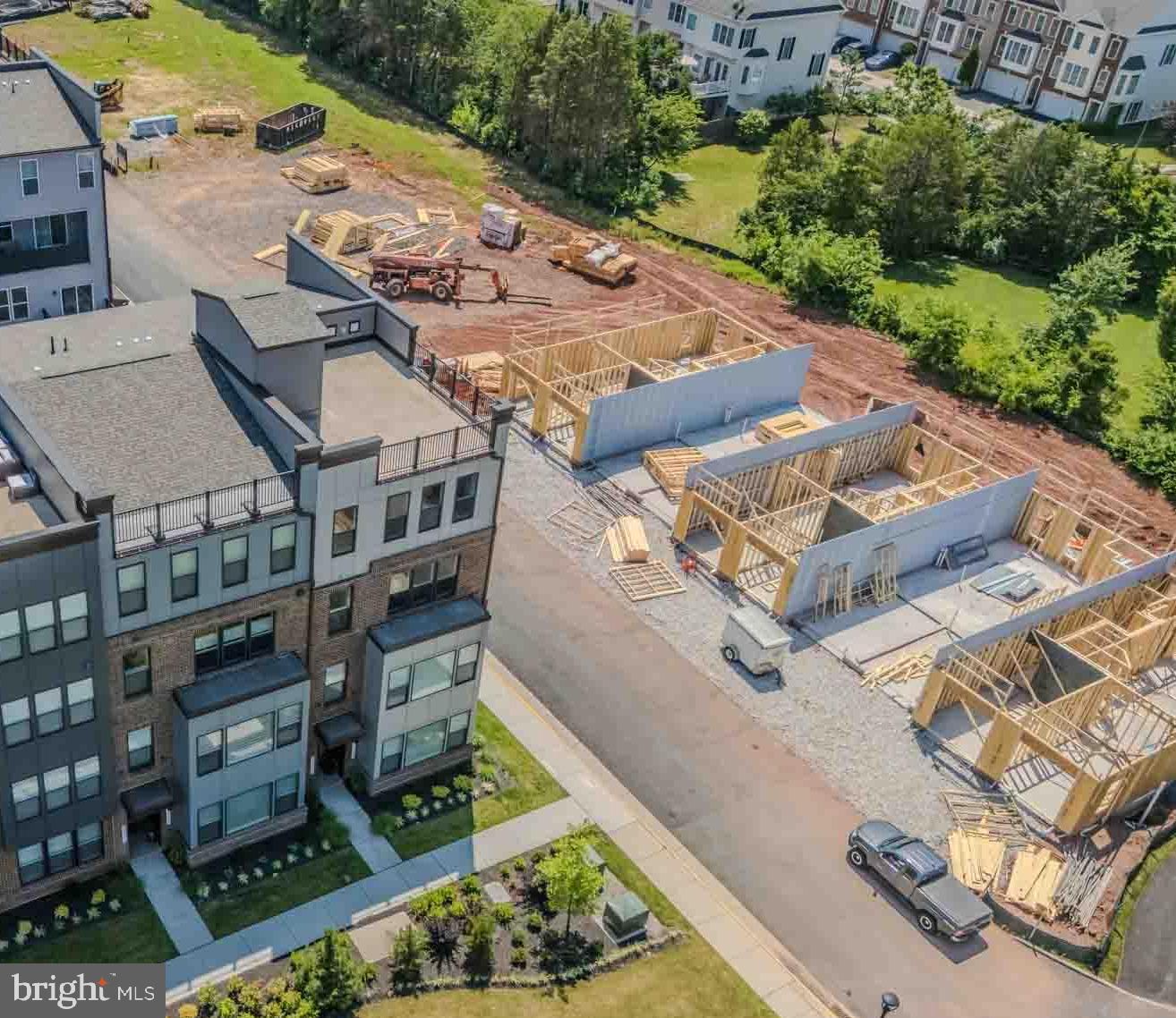 21789 Express Terrace Ashburn, VA 20147 - Photo 33 of 36 an aerial view of a house with a yard