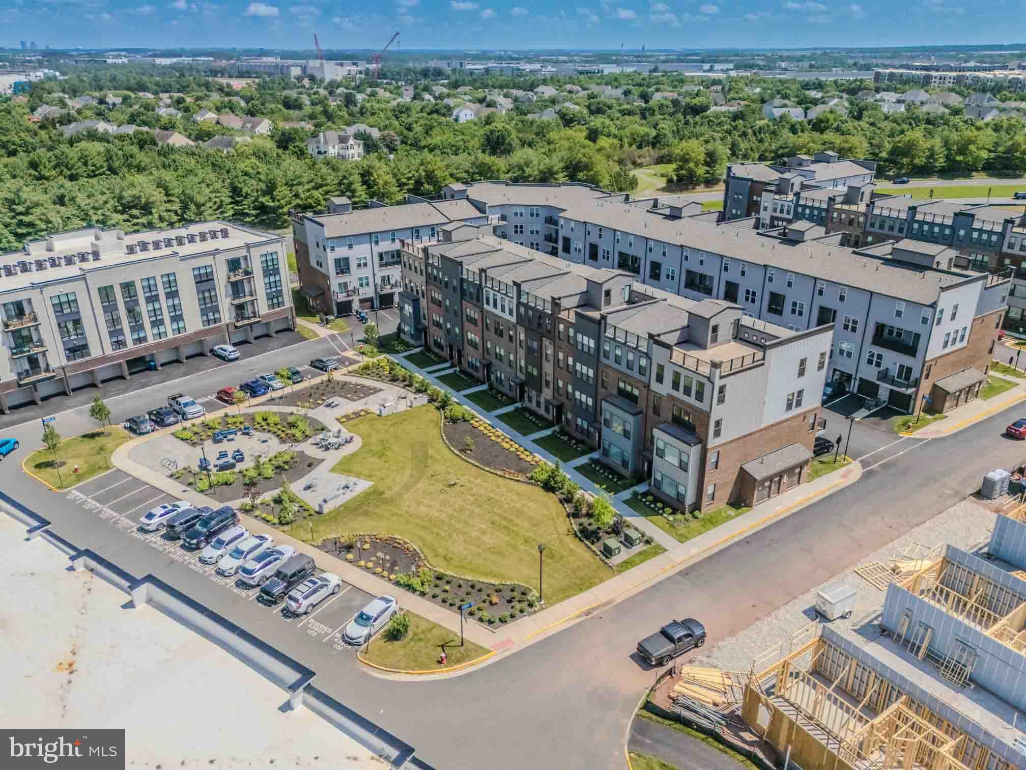 21789 Express Terrace Ashburn, VA 20147 - Photo 36 of 36 a view of a balcony with an outdoor seating