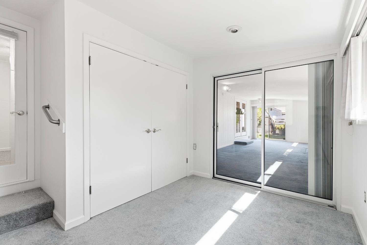 1008 Colonial Court Modesto, CA 95350 - Photo 15 of 40